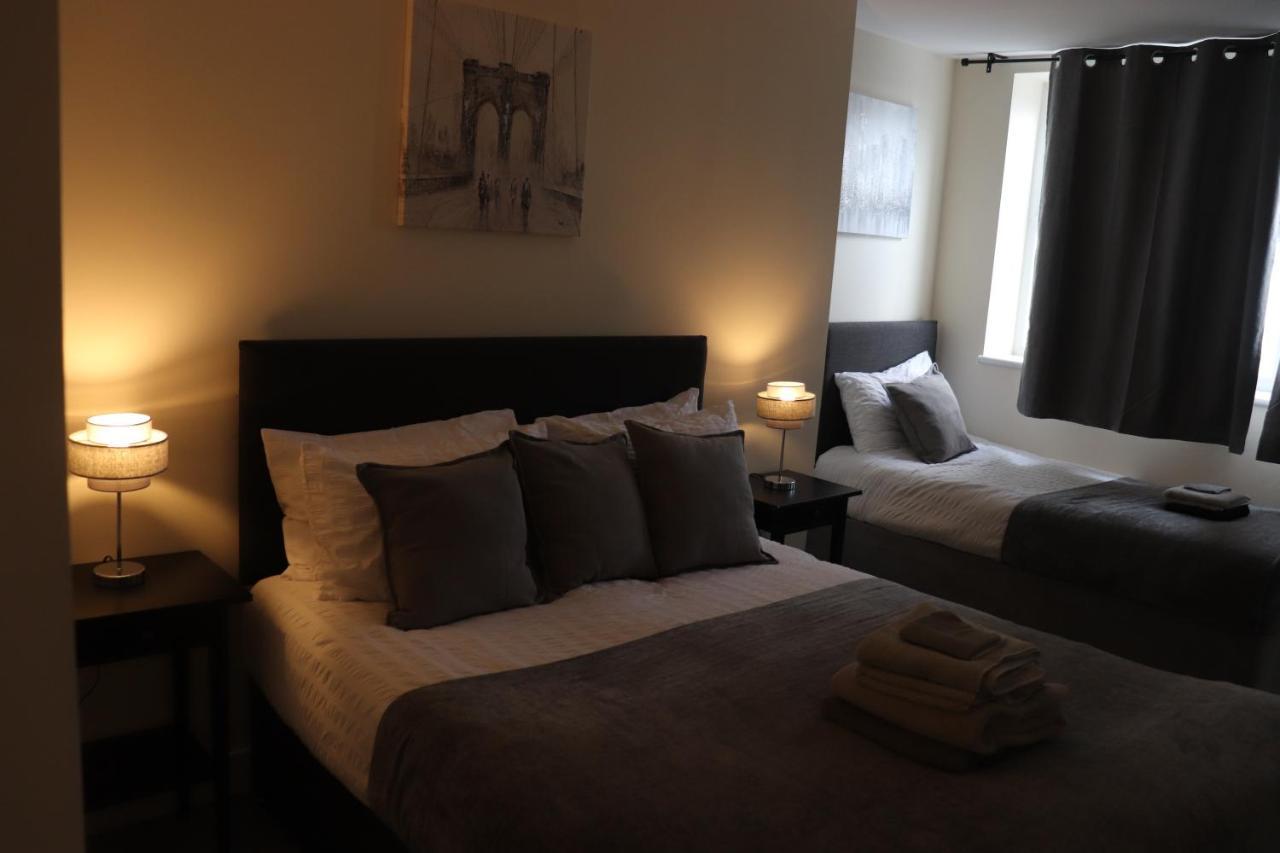 Dockside Lodge Liverpool Exteriör bild